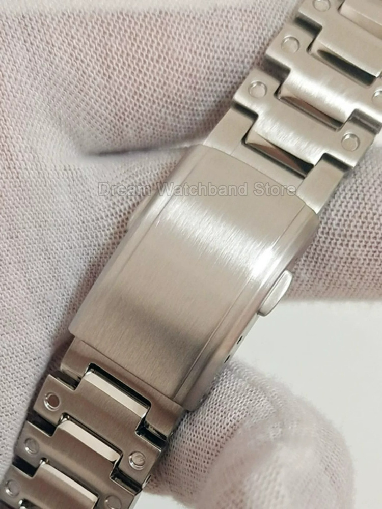 سوار ساعة معدني سميك ومتين مع  - مراجعة Casio Watch G-Shock Dw-5600 وسعره
