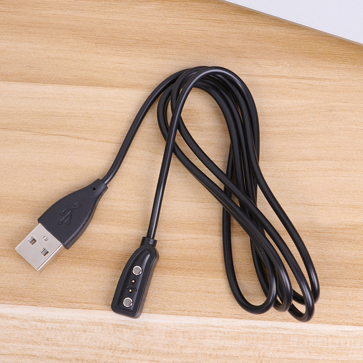 كابل شحن مغناطيسي USB، سلك شحن - مراجعة Smartwatch Pebble Watches وسعره